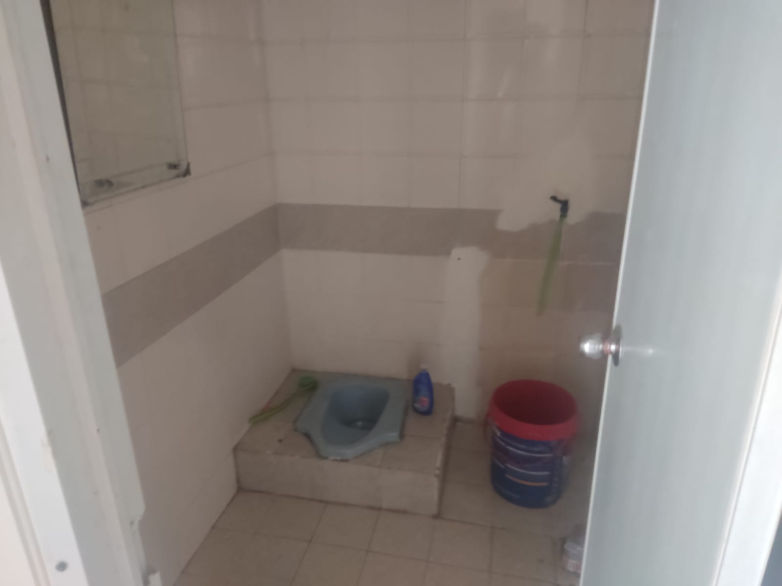 Rumah Disewakan di Jl Beruang Jababeka 
